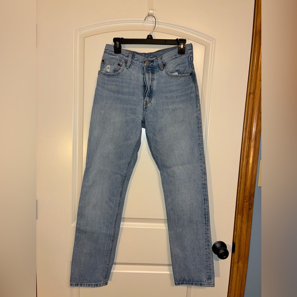 Levi’s 501 Women's Straight Leg Jeans - Light Blue